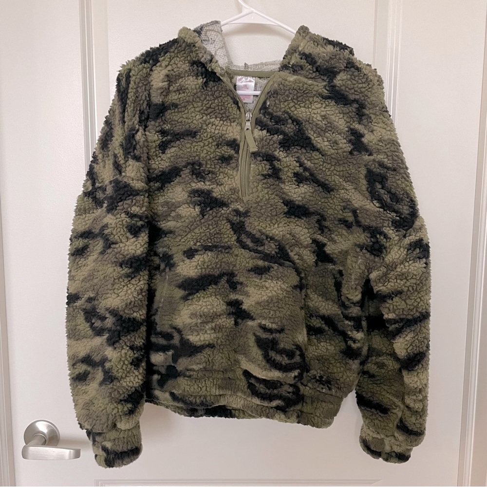 No Boundaries Women’s Green Camo Zip Up Sherpa Pullover Sweatshirt Sz Large